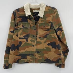 MADEWELL Denim Camo Jacket Womens Size S Button Front Faux Fur Collar Cropped